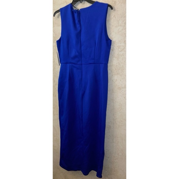 Velvet Fleur Elegant Blue Sleeveless Dress - Picture 2 of 4